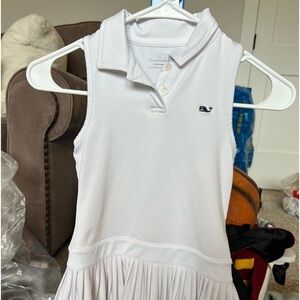 White Vineyard Vines Tennis Style Dress sleeveless Girls Pleated Skirt